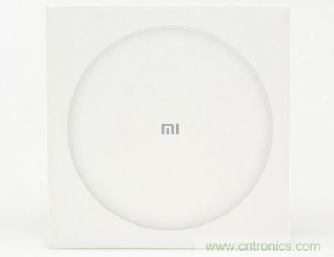 拆解對(duì)比：系出同門(mén)，小米、紫米無(wú)線充電器的差別有多大？