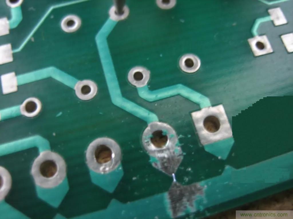 PCB板“ESD保護(hù)電路設(shè)計(jì)”實(shí)戰(zhàn)經(jīng)驗(yàn)分享！