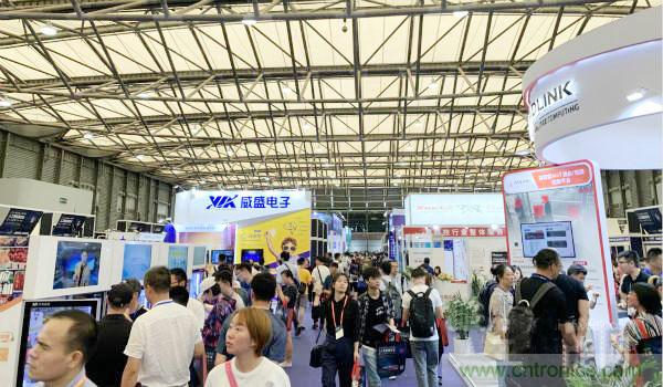 明年再見(jiàn)！“WAIE 2019第四屆上海國(guó)際人工智能展覽會(huì)暨人工智能產(chǎn)業(yè)大會(huì)”完美落幕！