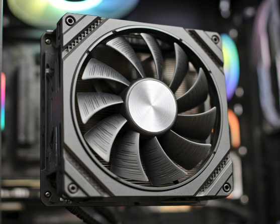 CPU總是過(guò)熱降頻？工程師教你只看這5個(gè)核心參數(shù)，選出高性價(jià)比靜音風(fēng)扇